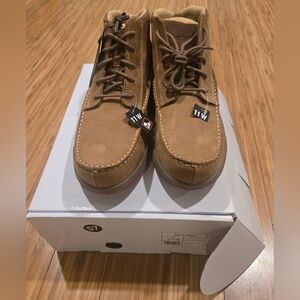 NWT Cody James Brown Leather Boots